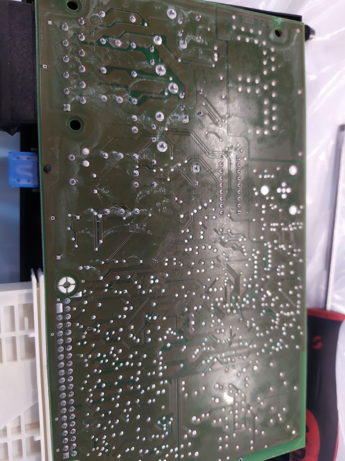 996 door lock not working even after replacing both side door locks