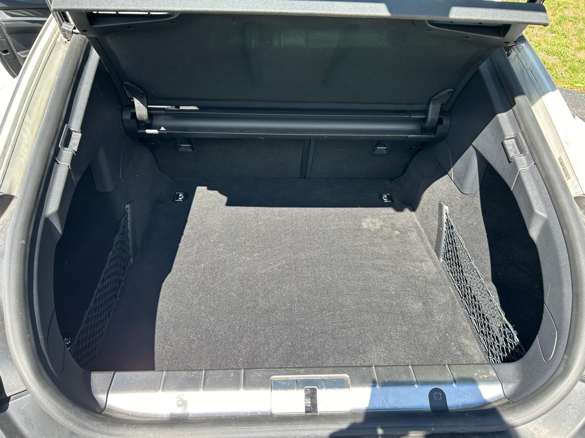 2014 Porsche Panamera - Panamera , one owner, no accidents or body work, making room for a newer GTS - Used - VIN WP0AF2A77EL083376 - 49,100 Miles - 8 cyl - AWD - Automatic - Sedan - White - Finleyville, PA 15332, United States