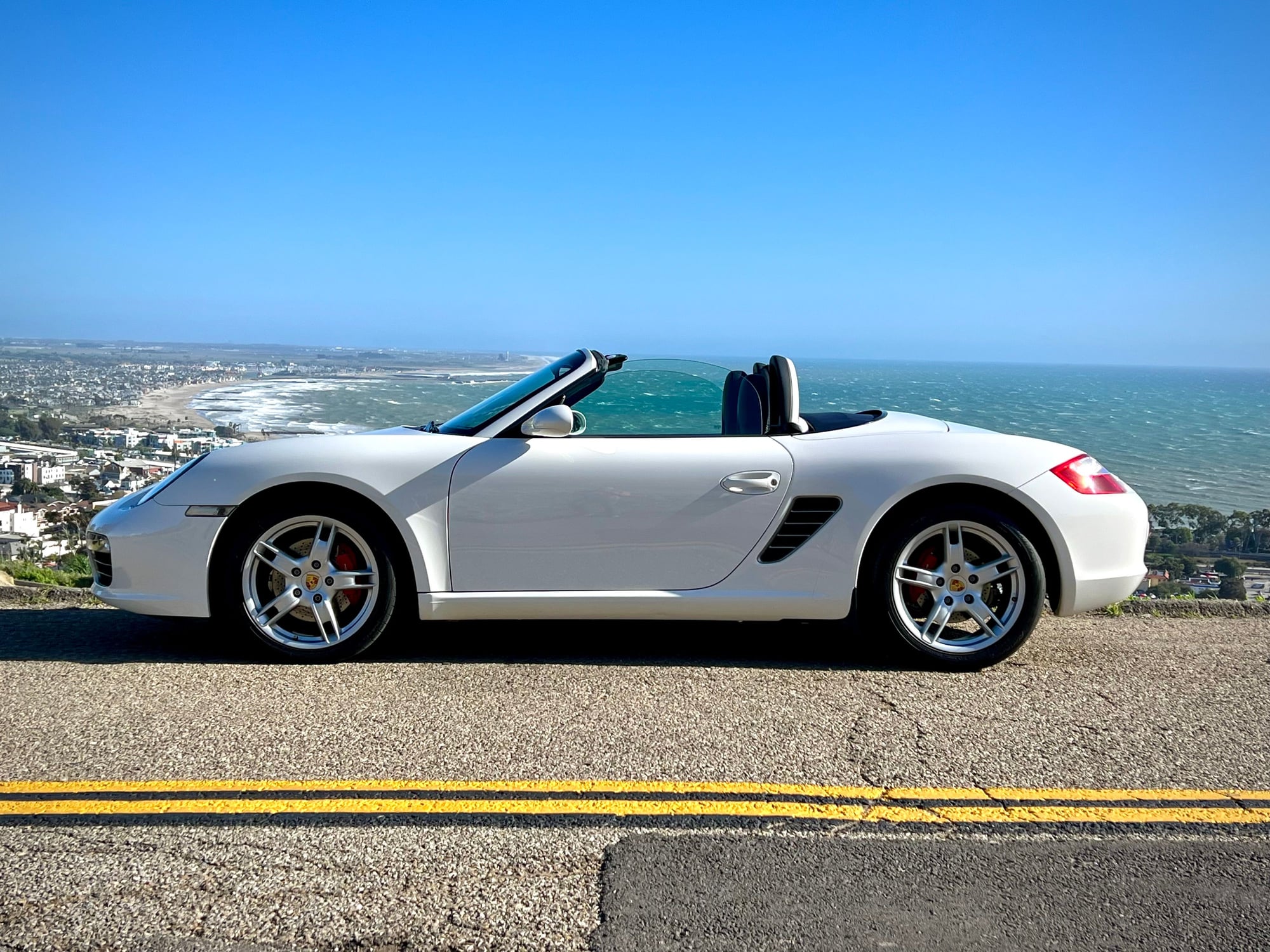 2005 Porsche Boxster - Family Owned 2005 Boxster S - Used - VIN WP0CB29825U732111 - 30,000 Miles - 6 cyl - 2WD - Manual - Convertible - White - Ventura, CA 93003, United States