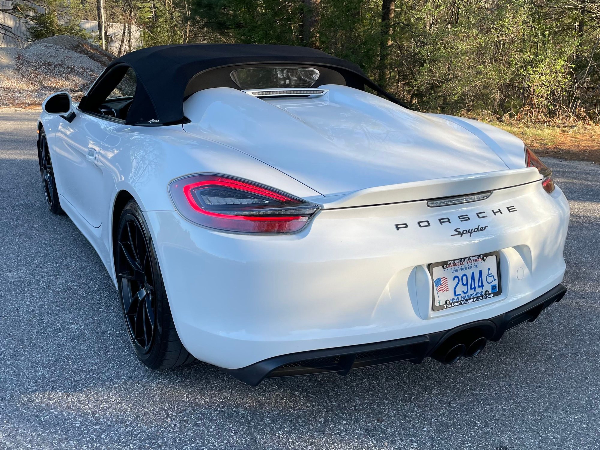 2016 Porsche Boxster - 2016 981 Spyder For Sale - Used - VIN WP0CC2A8XGS152175 - 21,068 Miles - 6 cyl - 2WD - Manual - Convertible - White - Plaistow, NH 03865, United States