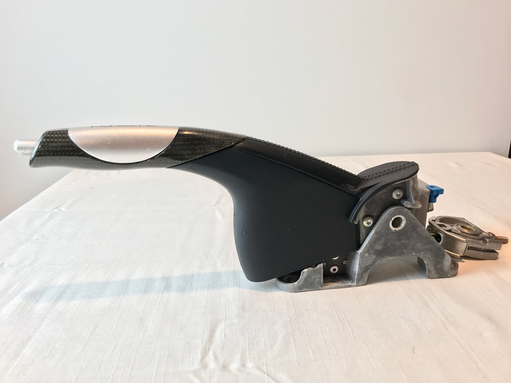 Interior/Upholstery - 996/986 Carbon Interior Part Out 3K of Parts - Used - 1999 to 2004 Porsche 911 - 1996 to 2004 Porsche Boxster - Mountainside, NJ 07092, United States