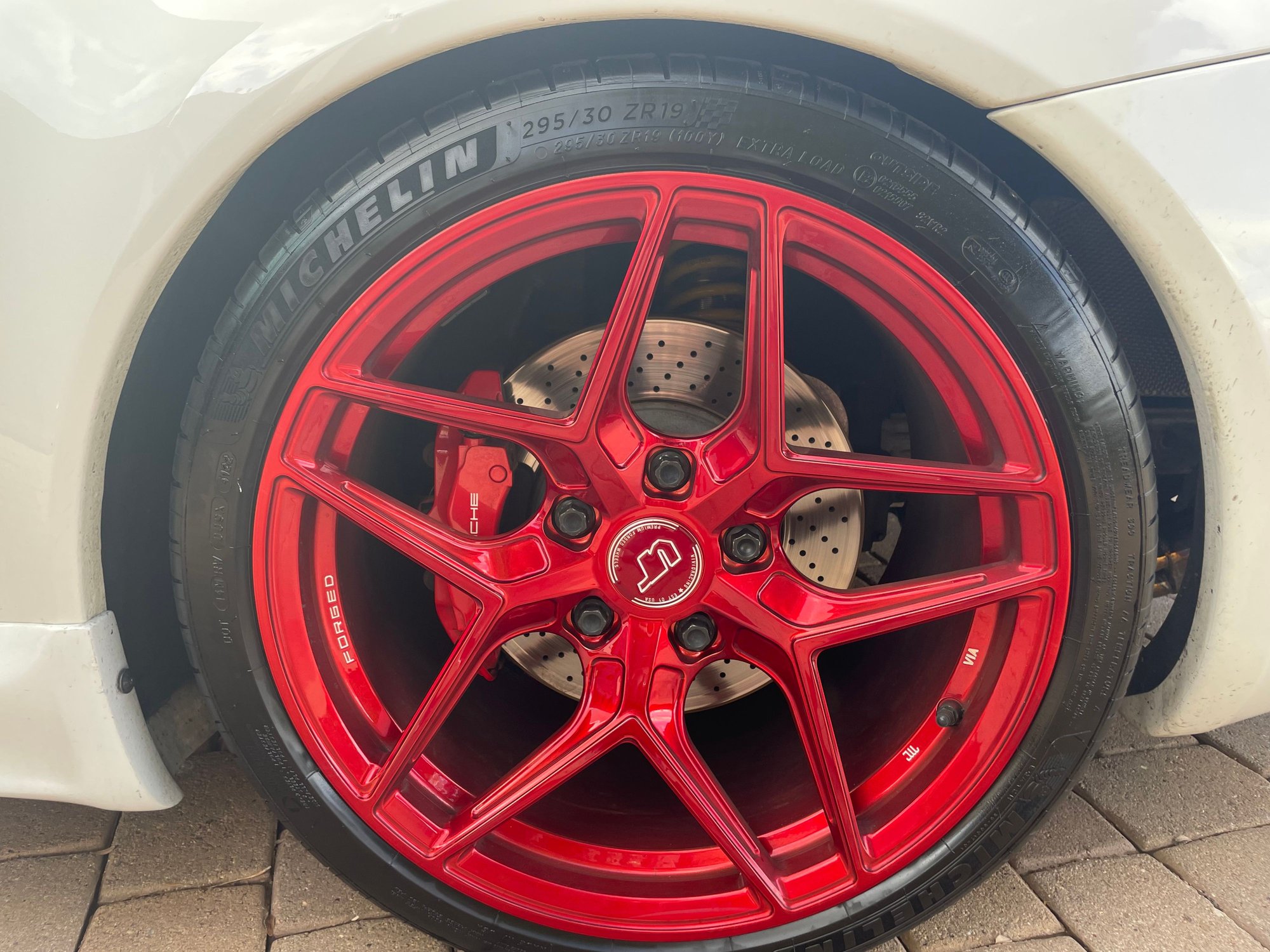 2006 Porsche 911 - Modified 2006 C2S 997.1 6spd - Used - VIN WP0AB29936S742997 - 6 cyl - 2WD - Manual - Coupe - White - Gilbert, AZ 85298, United States