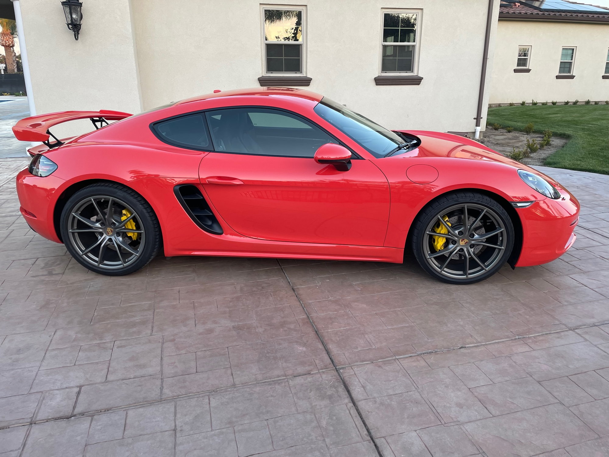 2017 Porsche 718 Cayman -  - Used - VIN WP0AA2A86HS270187 - 23,345 Miles - 4 cyl - 2WD - Automatic - Coupe - Orange - Tracy, CA 95304, United States