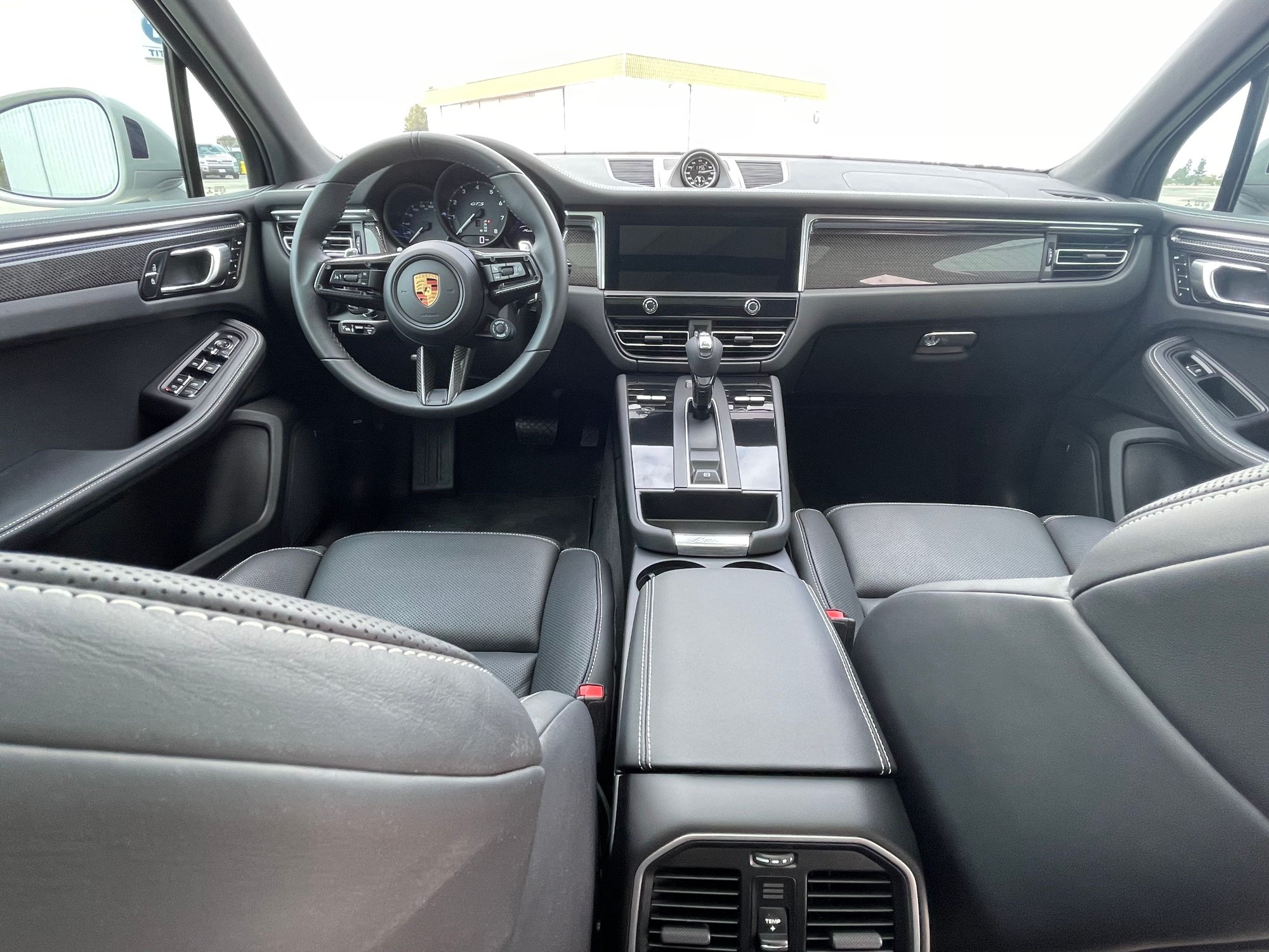 2022 Porsche Macan - Macan GTS 2022 - Used - VIN WP1AF2A59NLB31764 - 3,000 Miles - 6 cyl - AWD - Automatic - SUV - Other - Encinitas, CA 92024, United States