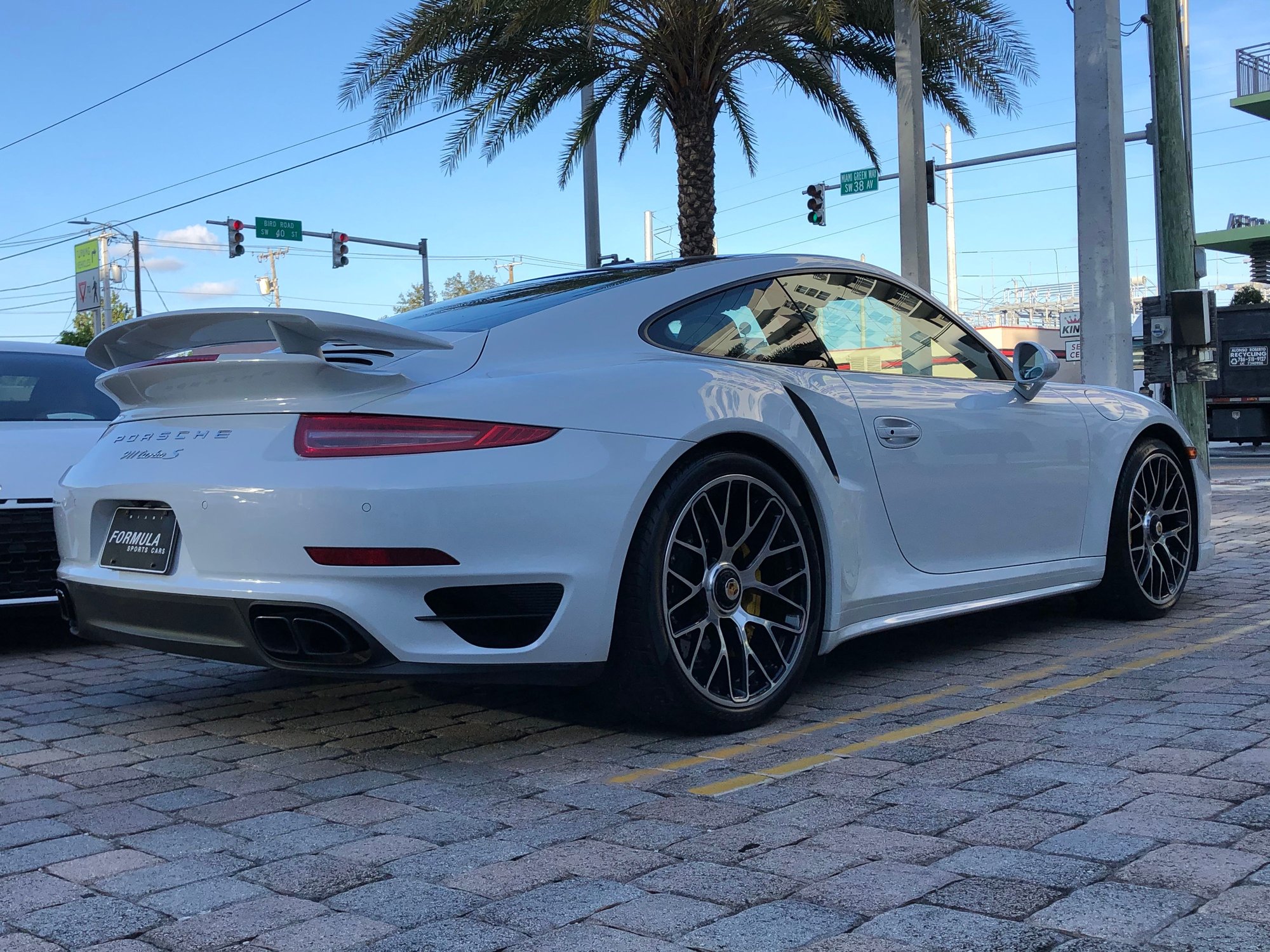 2015 Porsche 911 - 2015 PORSCHE 911 TURBO S - Used - VIN WP0AD2A9XFS160207 - 8,394 Miles - 6 cyl - AWD - Automatic - Coupe - White - Miami, FL 33146, United States