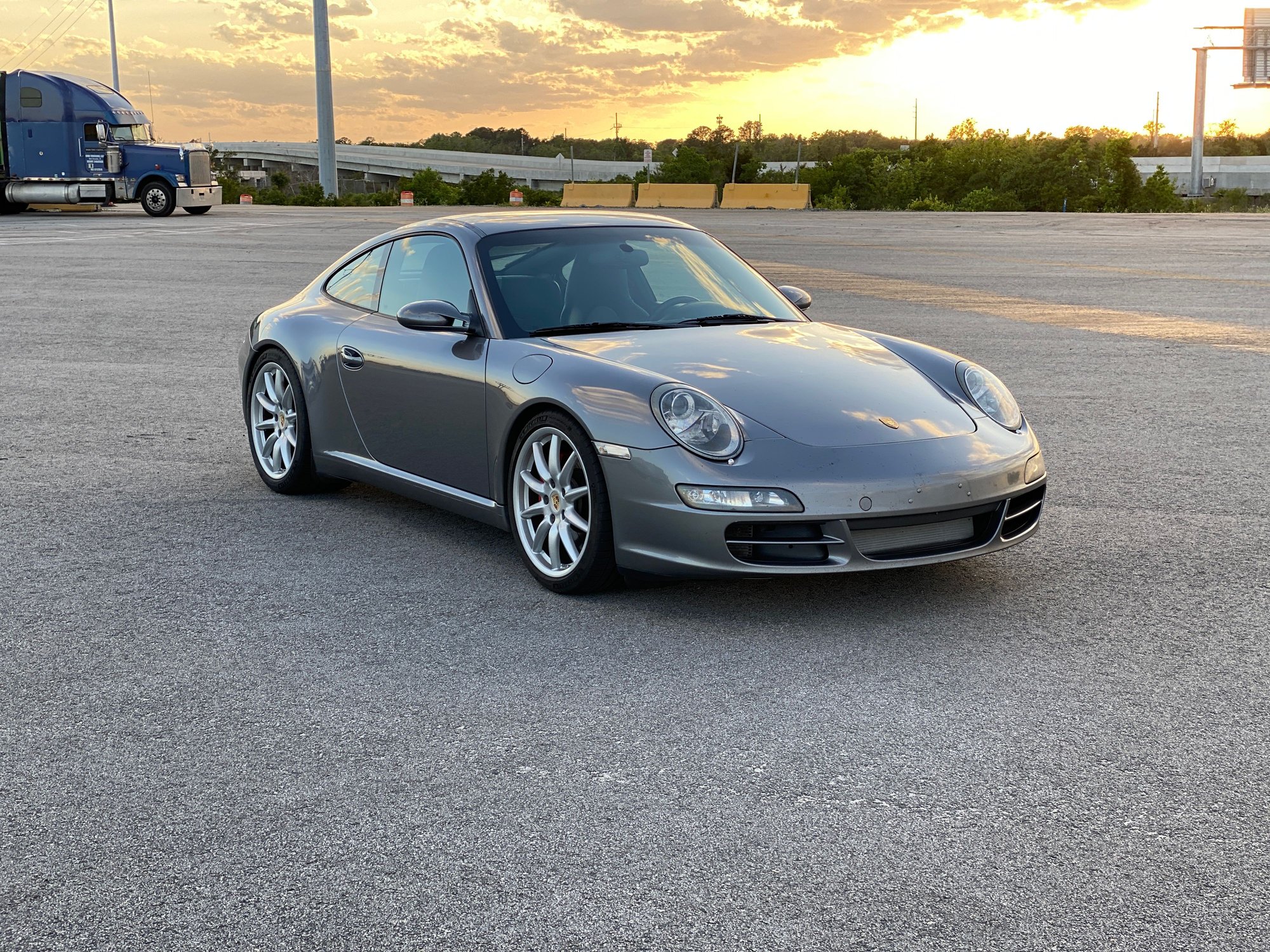 2006 Porsche 911 - 2006 Carrera 2S 6spd - LWFW, Coilovers, Software, Shifter, Sport Seats, Full Leather - Used - VIN WP0AB29976S742288 - 104,600 Miles - 6 cyl - 2WD - Manual - Coupe - Gray - Charleston, SC 29403, United States