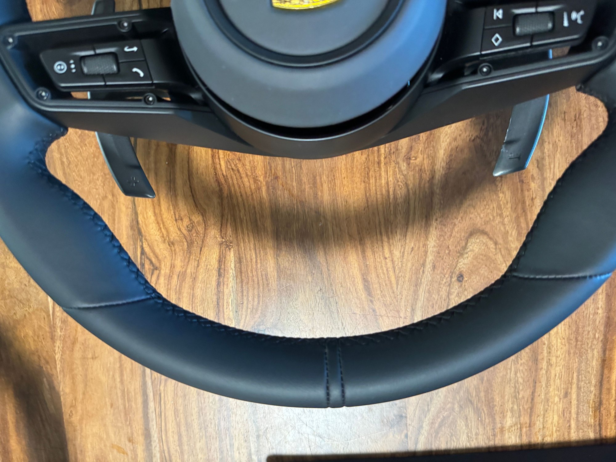 Steering/Suspension - 992 Steering wheel with Leather Airbag FITS 997 Like NEW - Used - All Years  All Models - La Mesa, CA 91941, United States
