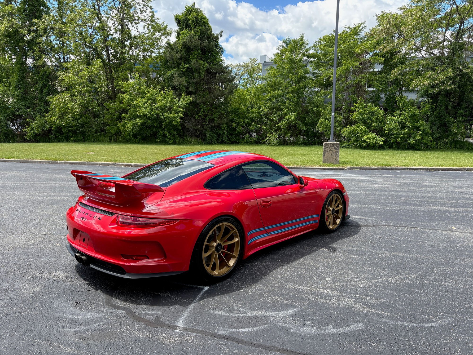 2015 Porsche 911 - 991.1 GT3, F motor, low miles, sport seats - Used - VIN WP0AC2A95FS183185 - 11,531 Miles - 6 cyl - 2WD - Automatic - Coupe - Red - Boston, MA 02155, United States