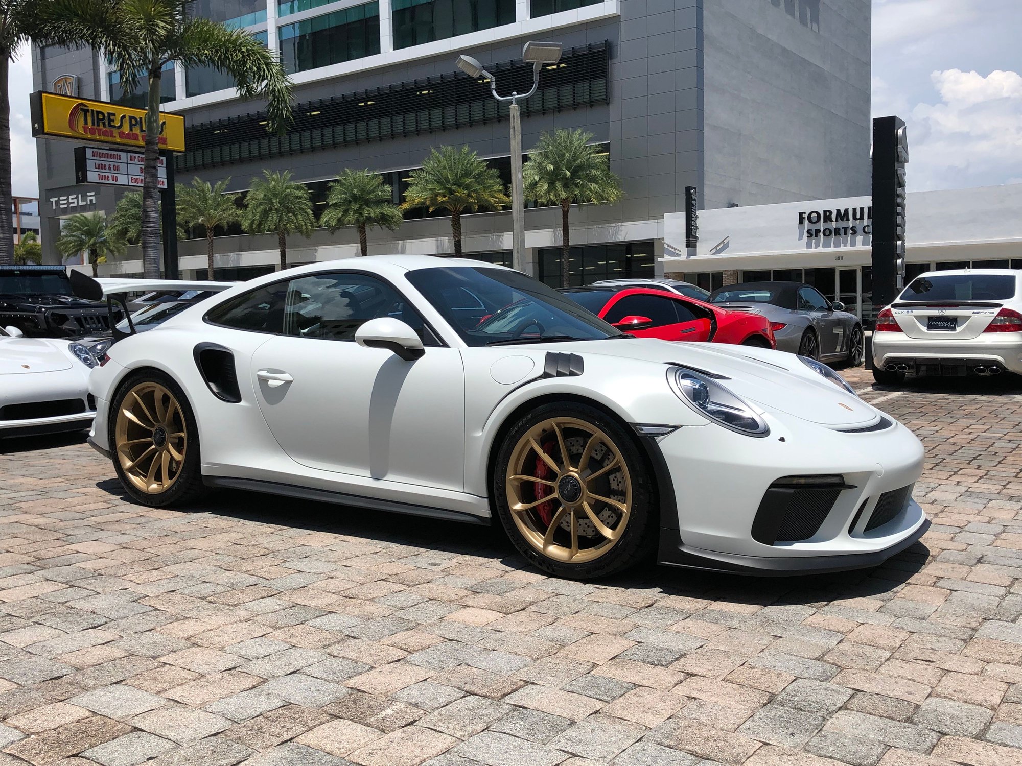 2019 Porsche GT3 - 2019 PORSCHE 911 GT3RS - Used - VIN WP0AF2A97KS165420 - 1,221 Miles - 6 cyl - 2WD - Automatic - Coupe - White - Miami, FL 33146, United States