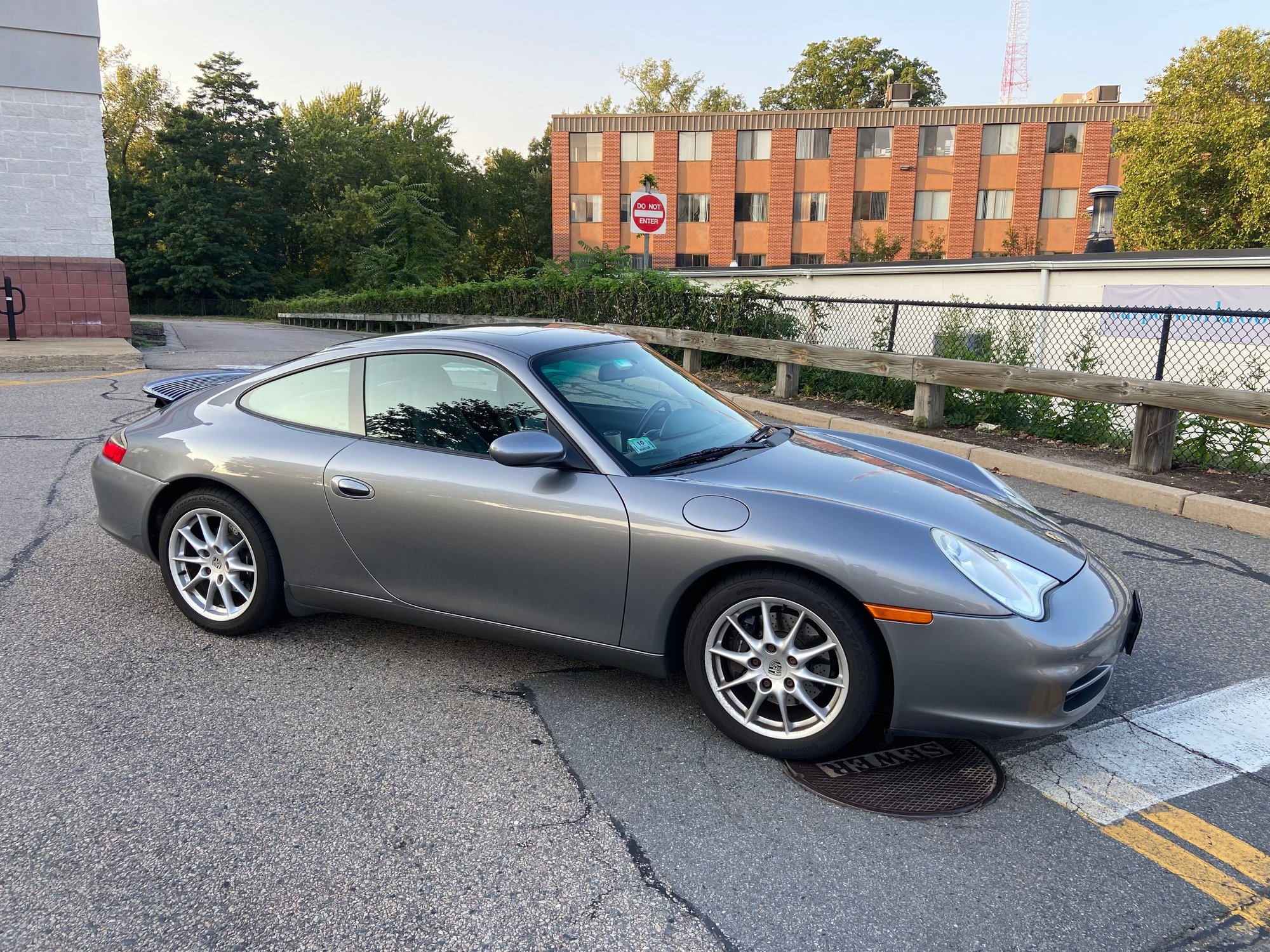 2003 Porsche 911 - Beautiful Porsche 911 C2 - Used - VIN WP0AA29983S620330 - 79,000 Miles - 6 cyl - 2WD - Manual - Coupe - Gray - Wellesley, MA 02481, United States