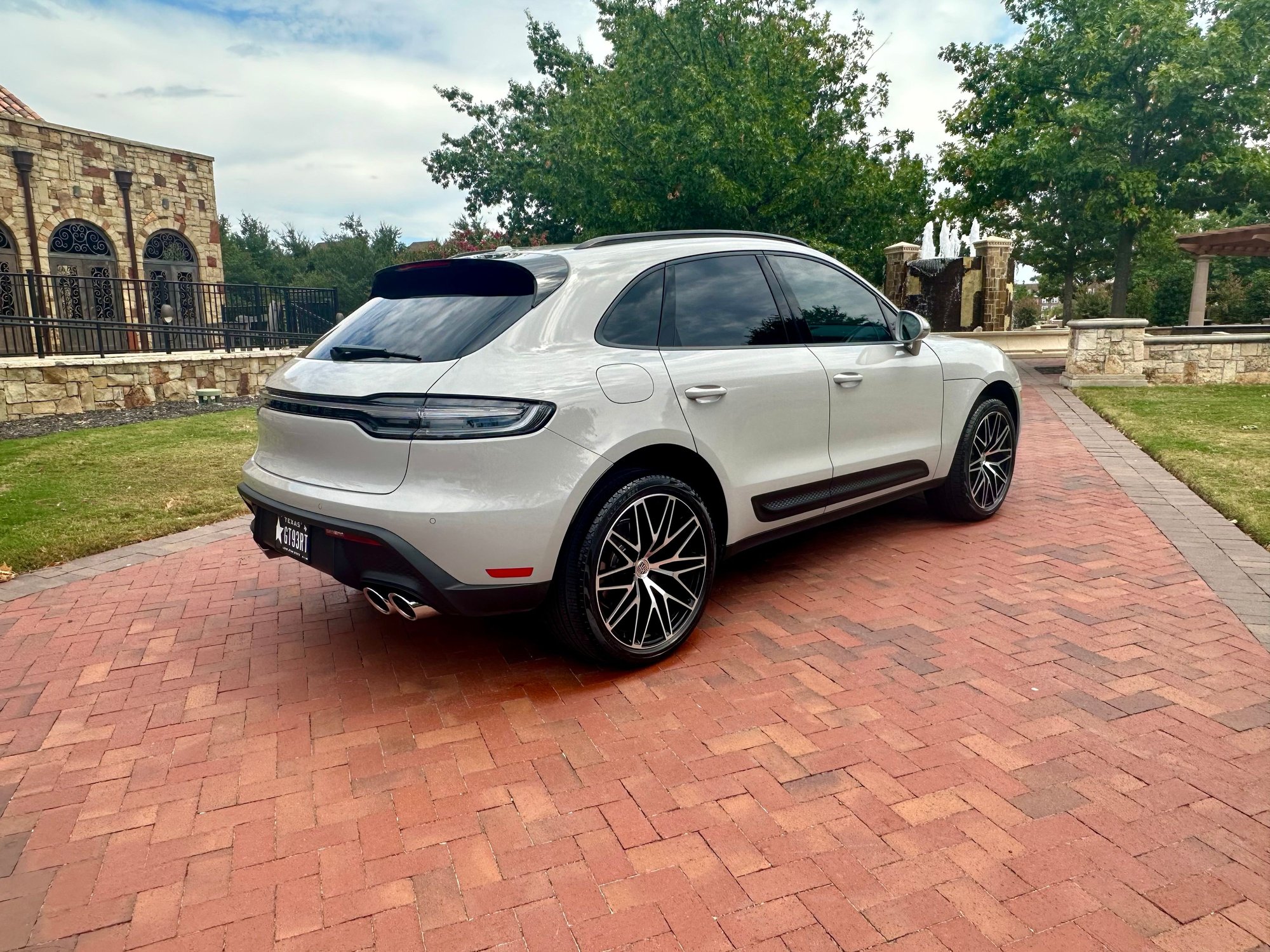 2023 Porsche Macan - 2023 custom spec macan - Used - VIN WP1AA2A53PLB16162 - 4,400 Miles - 4 cyl - AWD - Automatic - SUV - Other - Frisco, TX 75033, United States