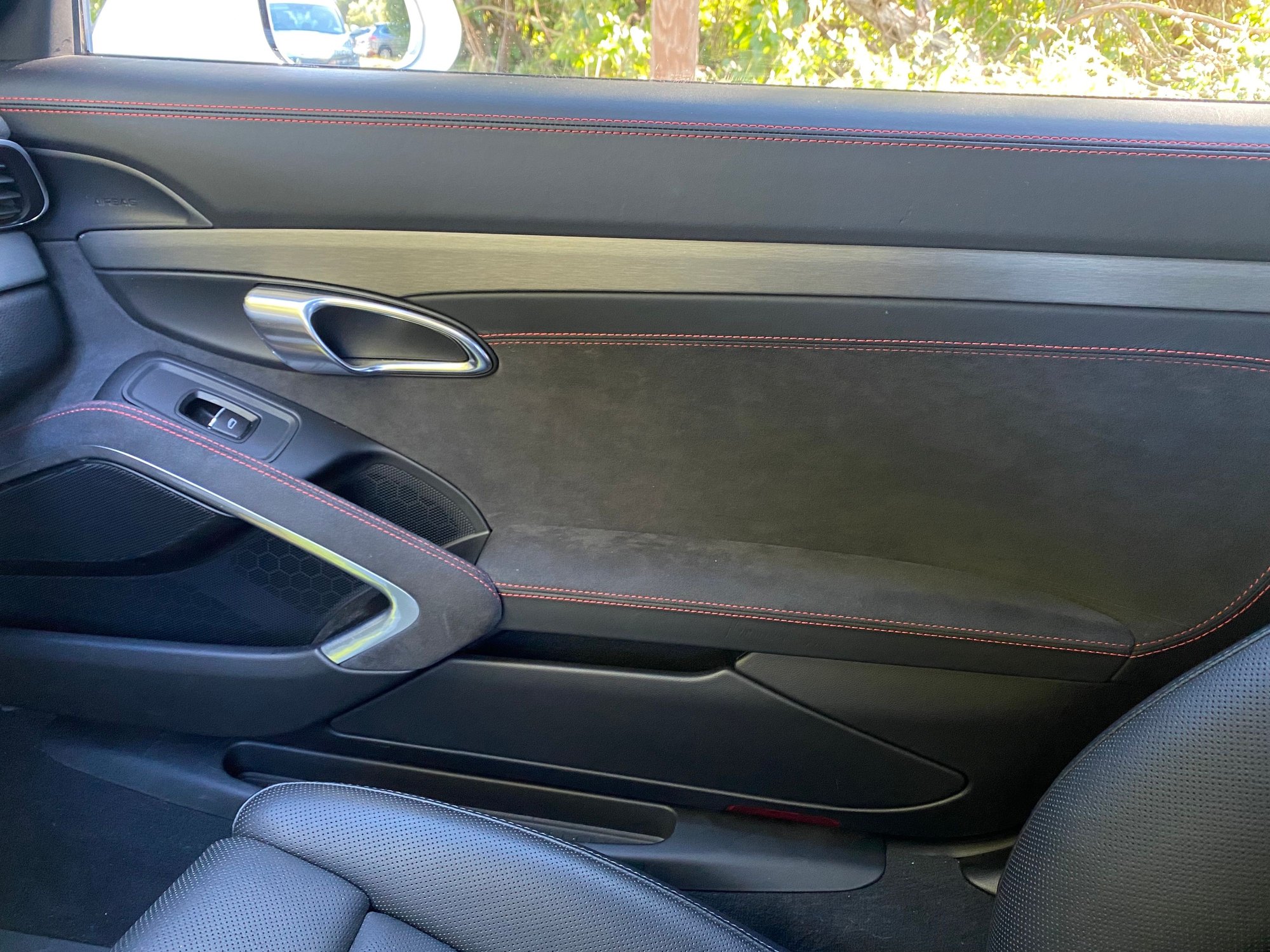 2013 Porsche 911 - 2013 Porsche Carrera S Manual - Used - VIN WP0AB2A97DS123098 - 34,100 Miles - 6 cyl - 2WD - Manual - Coupe - White - Los Altos, CA 94022, United States
