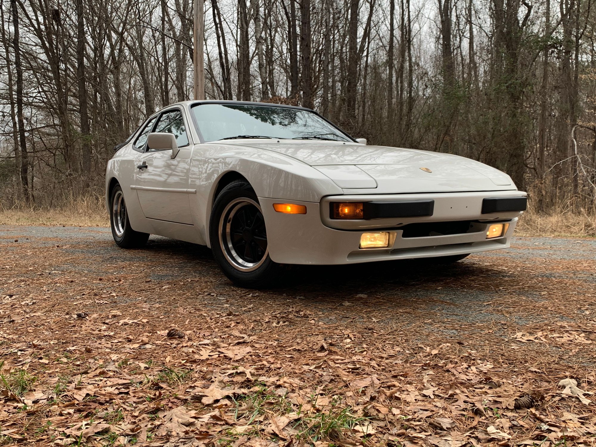 1984 Porsche 944 - Extremely clean early 944 - Used - VIN WP0AA0949EN455771 - 112,600 Miles - 4 cyl - 2WD - Manual - Coupe - White - Wesley Chapel, NC 28110, United States