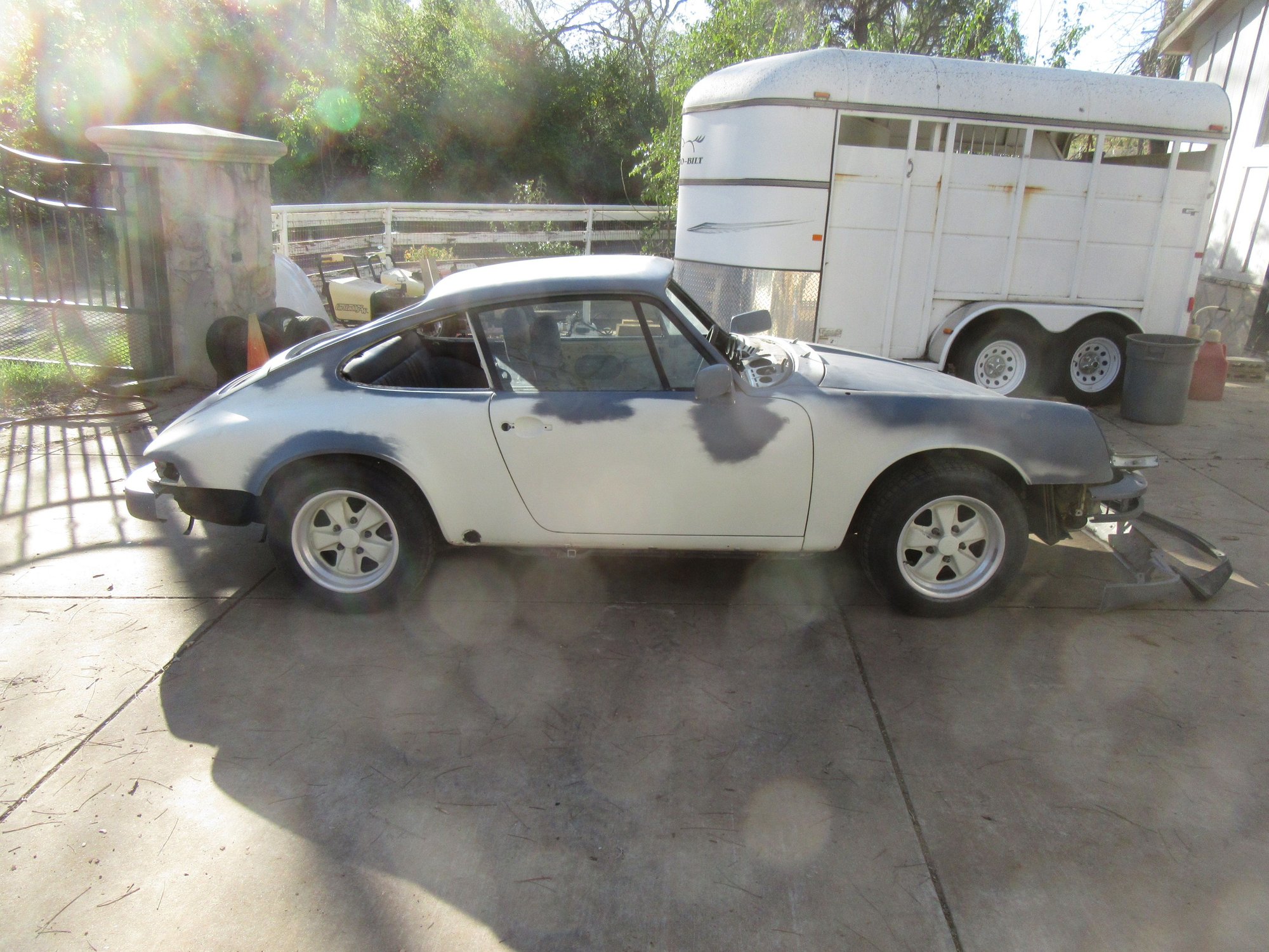 1984 Porsche 911 - 1984 Carrera coupe project - Used - VIN WPOABO918ES12???? - 140,000 Miles - 6 cyl - 2WD - Manual - Coupe - White - Lincoln, CA 95648, United States