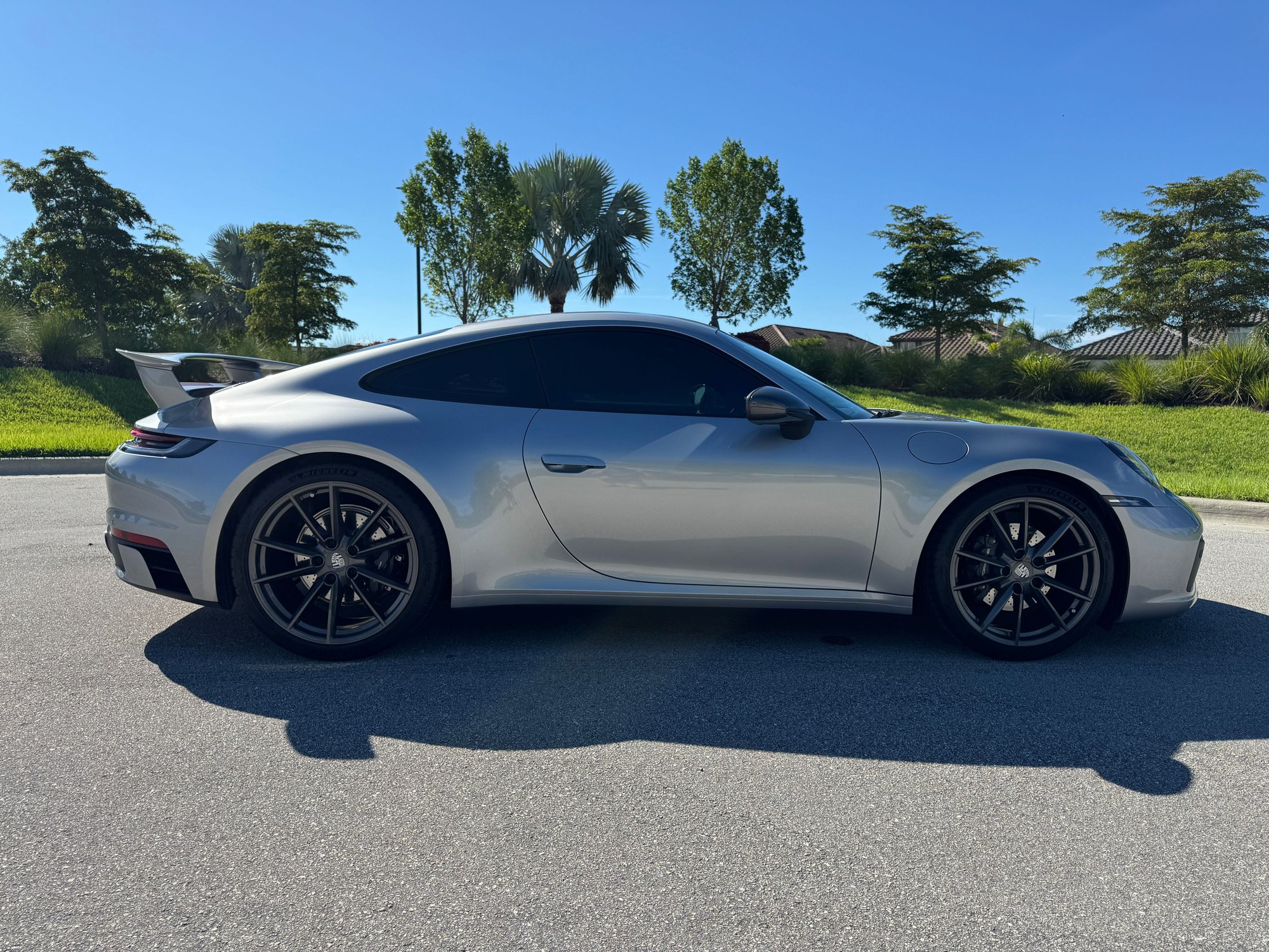 2024 Porsche 911 - 2024 911 Carrera T with Aerokit - Used - VIN WP0AA2A90RS208388 - 3,900 Miles - 6 cyl - 2WD - Manual - Coupe - Silver - Miromar Lakes, FL 33913, United States
