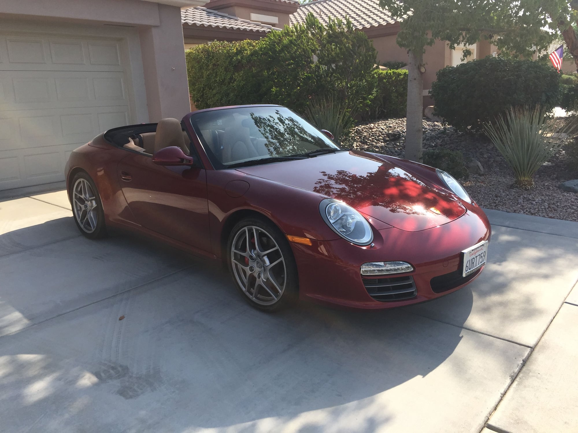2009 Porsche 911 - 2009 C4S Cabriolet PDK; low miles; red - Used - VIN WP0CB29979S754583 - 19,200 Miles - 6 cyl - AWD - Automatic - Convertible - Red - Santa Monica, CA 90405, United States