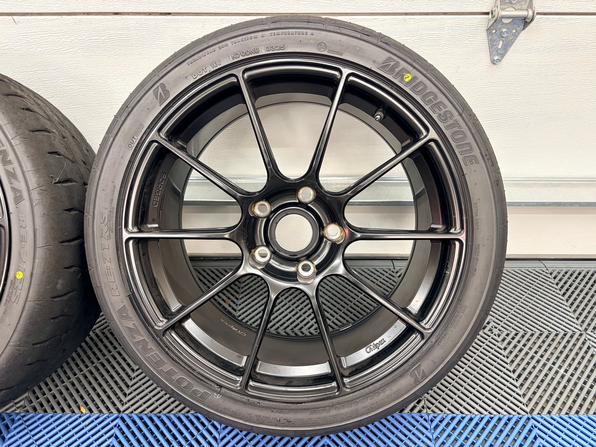 Wheels and Tires/Axles - Apex SM-10RS with RE71RS + TPMS for GT4/ Spyder - Used - All Years  All Models - Mountain View, CA 94043, United States