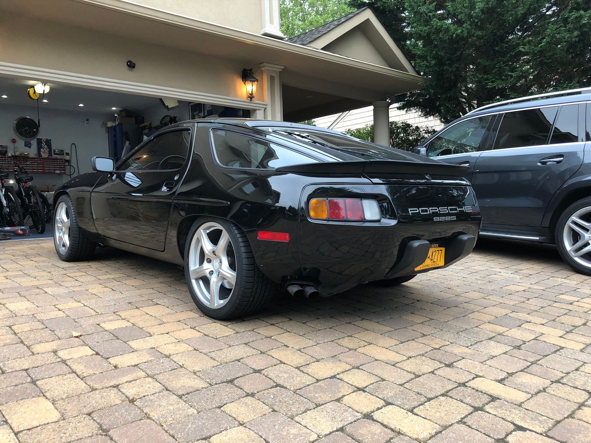 1986 Porsche 928 - 2 Owner 1986.5 Porsche 928 S3 with 43K miles - Used - VIN WP0JB092XGS861669 - 43,000 Miles - 8 cyl - 2WD - Automatic - Hatchback - Black - Woodmere, NY 11598, United States