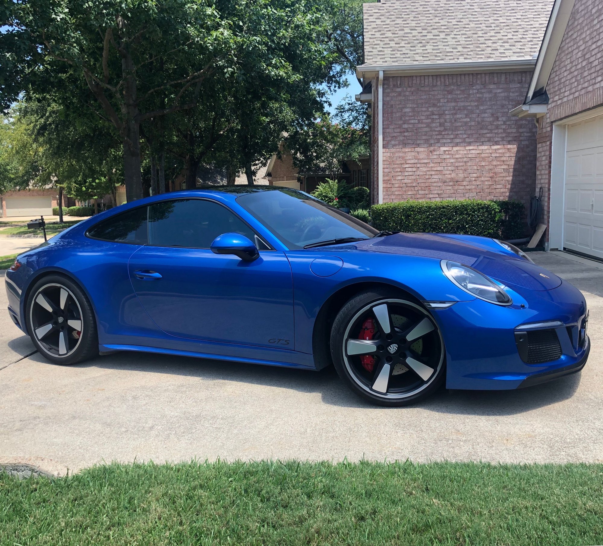 2018 Porsche 911 - 2018 911 Carrera GTS Coupe, Sapphire Blue Metallic, Agate Grey Leather, PDK - Used - VIN WP0AB2A92JS123764 - 6,100 Miles - 6 cyl - 2WD - Automatic - Coupe - Blue - Flower Mound, TX 75028, United States