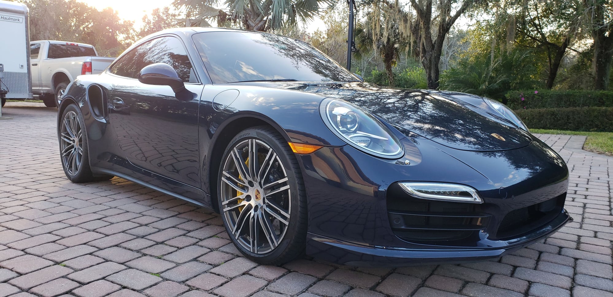 2014 Porsche 911 - 2014 Porsche 911 Turbo - Used - VIN WP0AD2A91ES167397 - 10,856 Miles - 6 cyl - AWD - Automatic - Sedan - Blue - Oviedo, FL 32765, United States