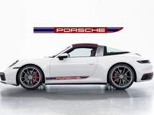 Mock-up of a Bordeaux version of a Martini stripe. Top is Bordeaux red and the interior also.