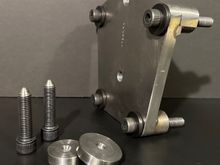 This is my handmade Puller jig I used to split the PDK gear case.