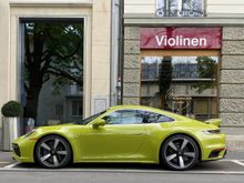 Glamour shot of the car in front of our hotel in Luzern