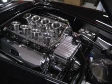 488&quot; Aluminum Hi-Rise FE, side-oiler, dry sump engine with Stack Injection