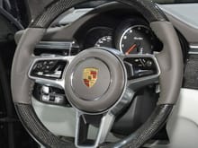 New options - Carbon Steering Wheel