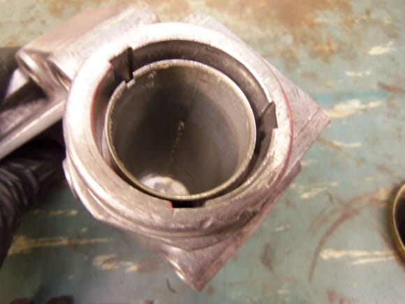 No major wear or crud in the bore of the tensioner.