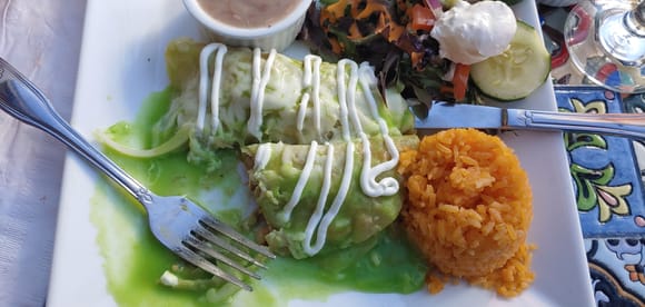 And then we had lunch. Verde enchiladas of course.