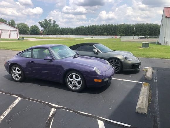 Parked next to a friend from the club. Original owner (!) '95 993 in Amethyst non metallic.