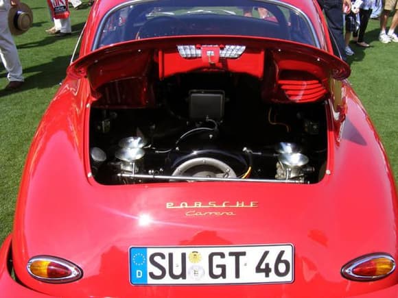 DSCF4646 red engine