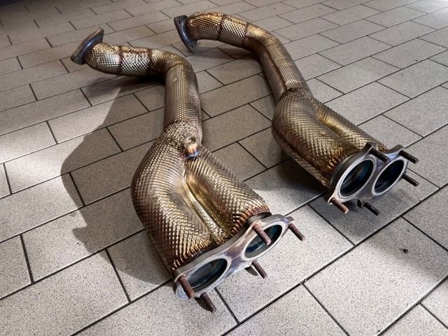 Engine - Exhaust - AKROPOVIC - Over Axle Pipes for 4.0L GT4 / Spyder - Used - 2020 to 2023 Porsche Cayman GT4 - Los Angeles, CA 91423, United States