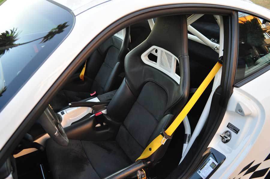 2011 Porsche GT3 - 2011 Porsche GT3RS White/Black **PCCB, BUCKET SEATS, DZL CUSTOMIZATION** - Used - VIN WP0AC2A92BS783558 - 15,850 Miles - 6 cyl - 2WD - Manual - Coupe - White - La Canada-Flintridge, CA 91011, United States
