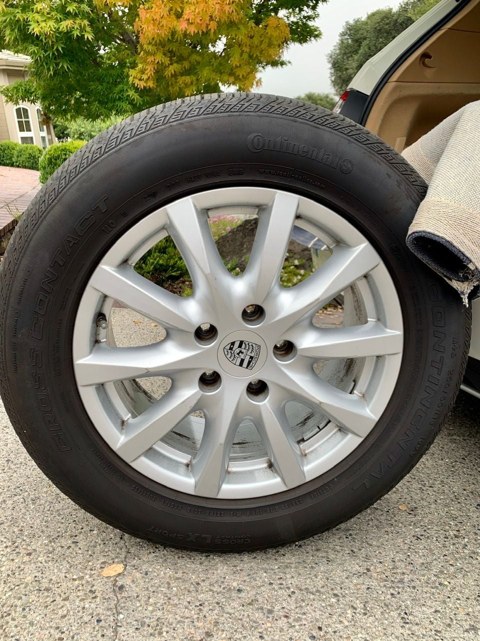 Wheels and Tires/Axles - porsche OEM (BBS) 18" Wheels and 255/55 R18 CrossContact LX Sport Tires - with TPMS - Used - 2011 to 2019 Porsche Cayenne - Palo Alto, CA 94306, United States