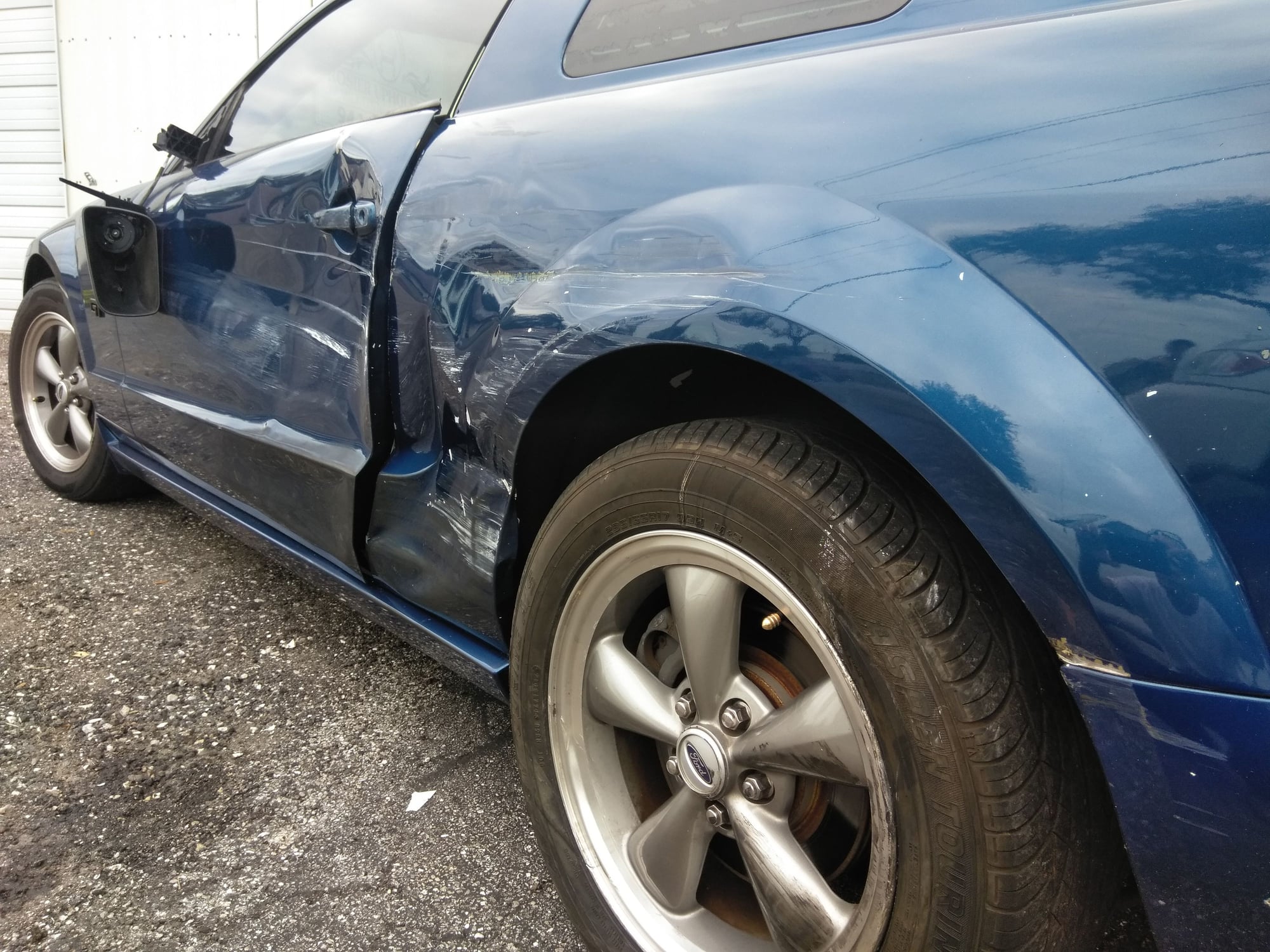 My 06 mustang GT got side swiped yesterday. - The Mustang Source - Ford ...