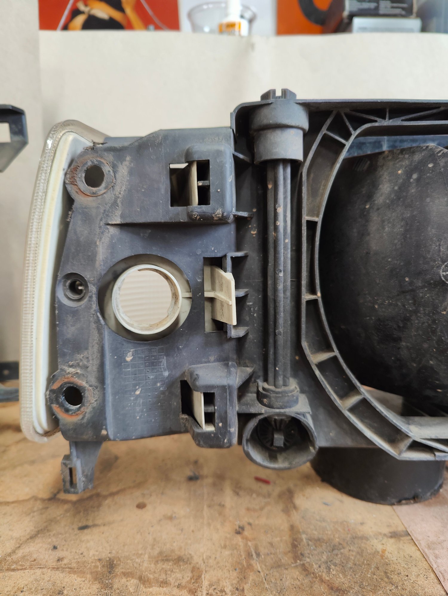 Lights - 740/940 headlight set - Used - 1992 to 1994 Volvo 940 - Broad Brook, CT 06016, United States