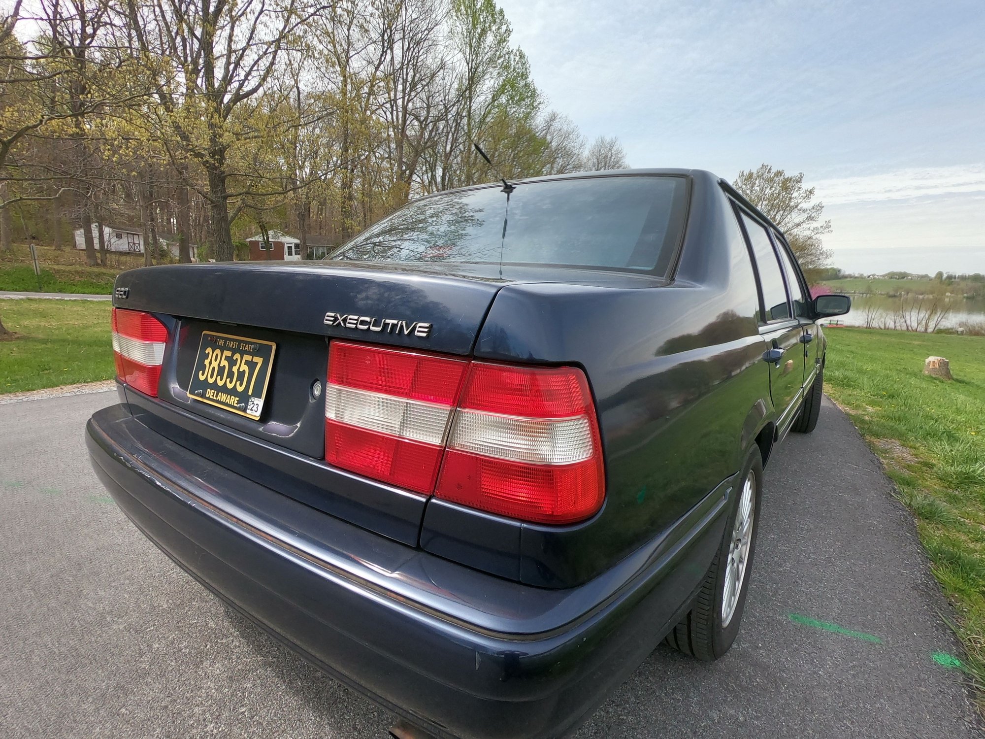 1995 Volvo 960 - For Sale: 1995 Volvo 960 Executive (Extended Wheelbase/Diplomatic Services Car) - Used - VIN YV1KS9618S1058355 - 229,000 Miles - 6 cyl - 2WD - Automatic - Sedan - Blue - Exton, PA 19341, United States