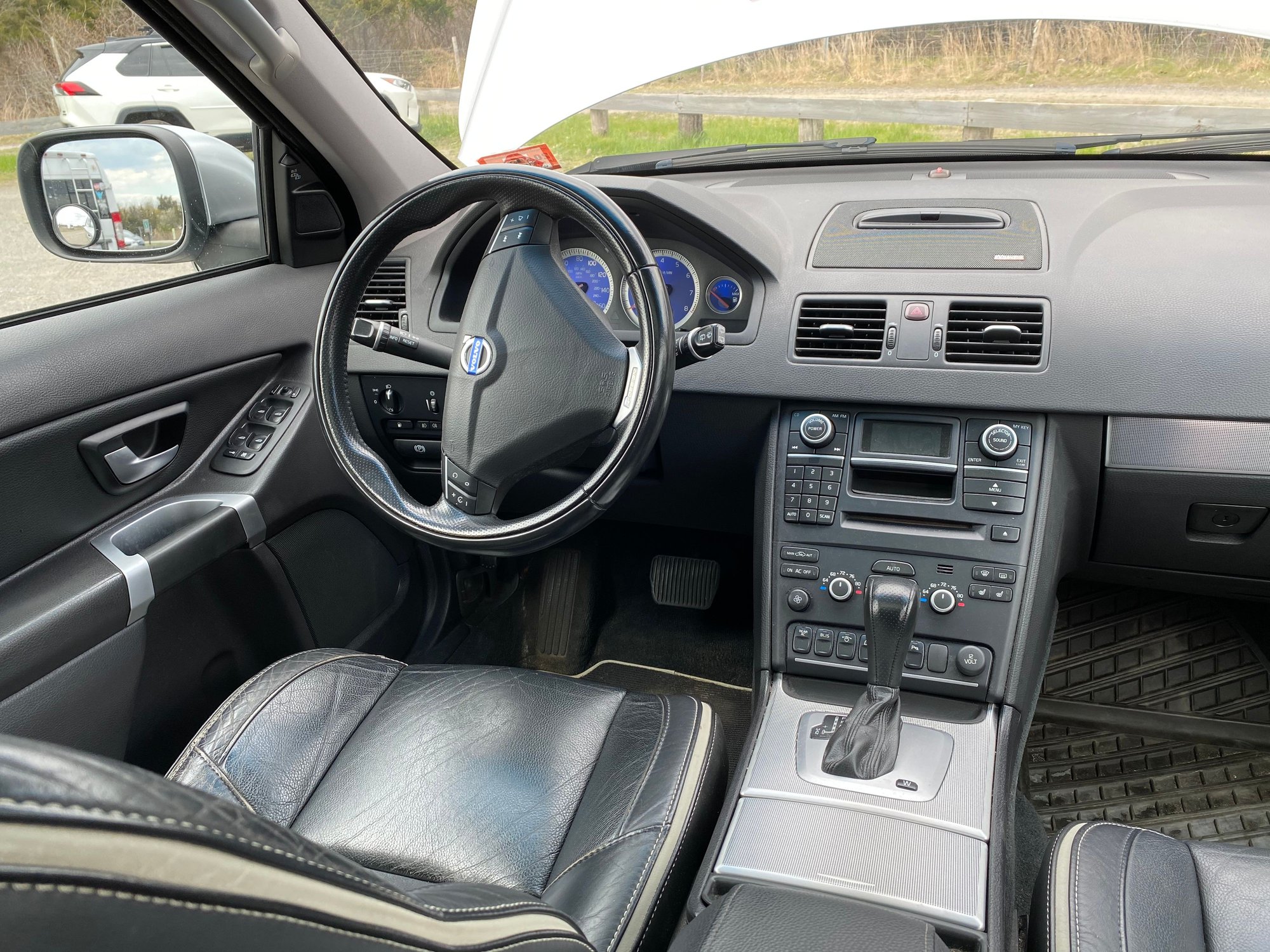2009 Volvo XC90 - For Sale: 2009 XC90 V8 R-Design - Serviced by the book since new - Clean CarFax - Used - VIN YV4CT852X91503956 - 180,000 Miles - 8 cyl - AWD - Automatic - SUV - Silver - Atlantic Highlands, NJ 07716, United States