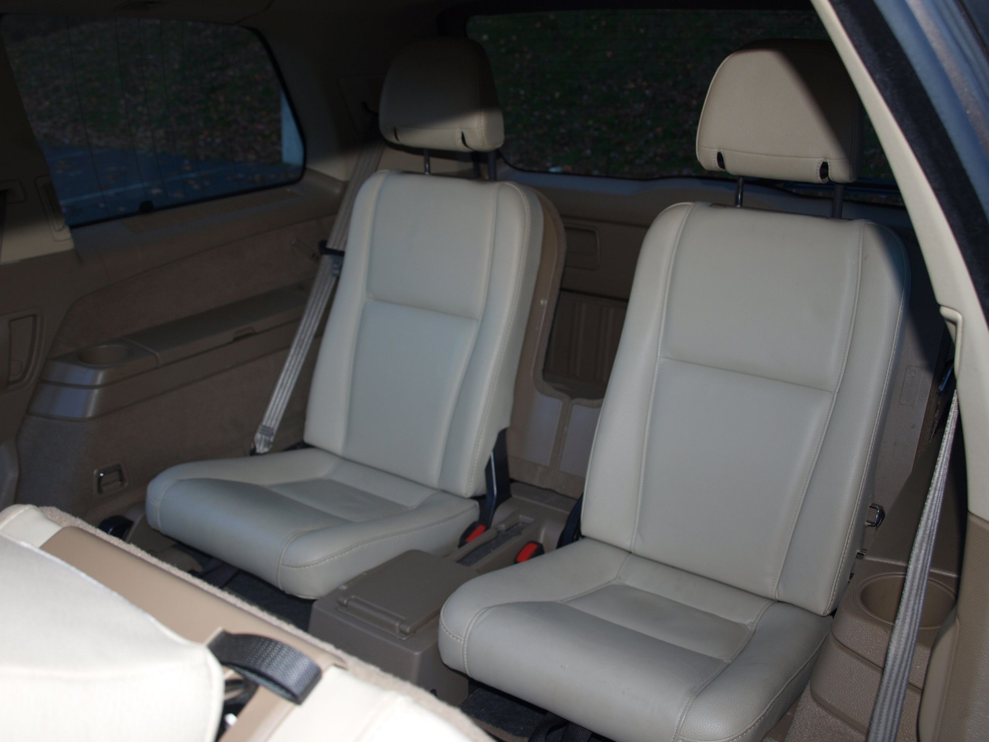 2012 Volvo XC90 - Original Owner selling Volvo XC90 AWD - Used - VIN YV4952cz8c1625885 - 100,561 Miles - 6 cyl - AWD - Automatic - SUV - Gray - Fairfield, CT 06825, United States