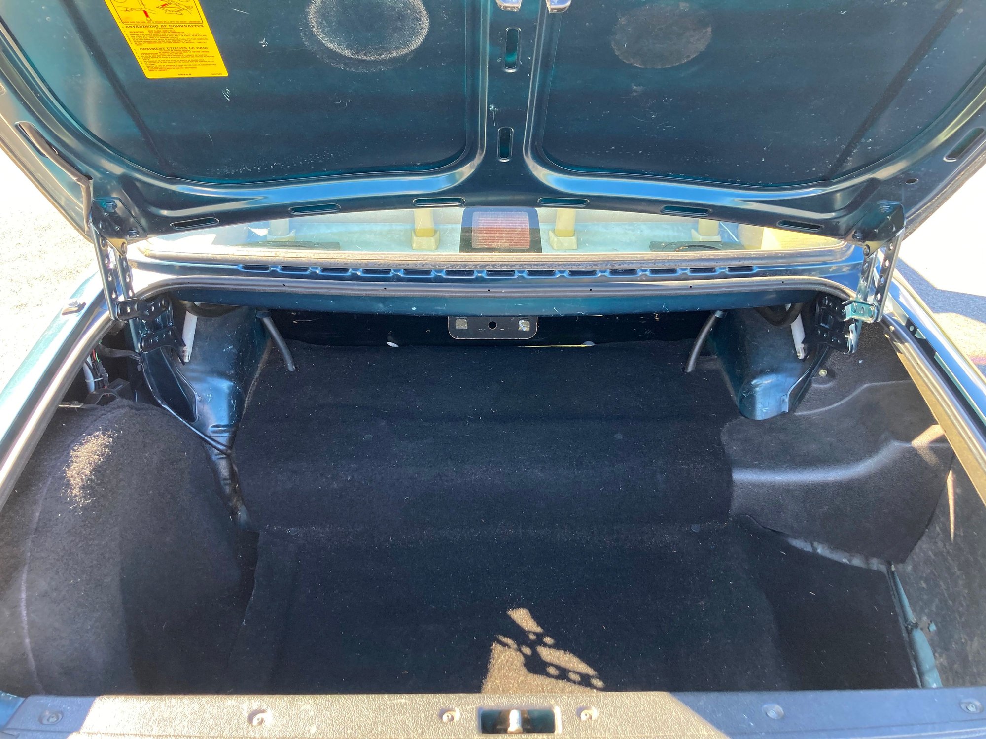 1993 Volvo 240 - 1993 Volvo 240 - Used - VIN YV1AS8804XXXXXXXX - 4 cyl - 2WD - Automatic - Sedan - Other - East Northport, NY 11731, United States