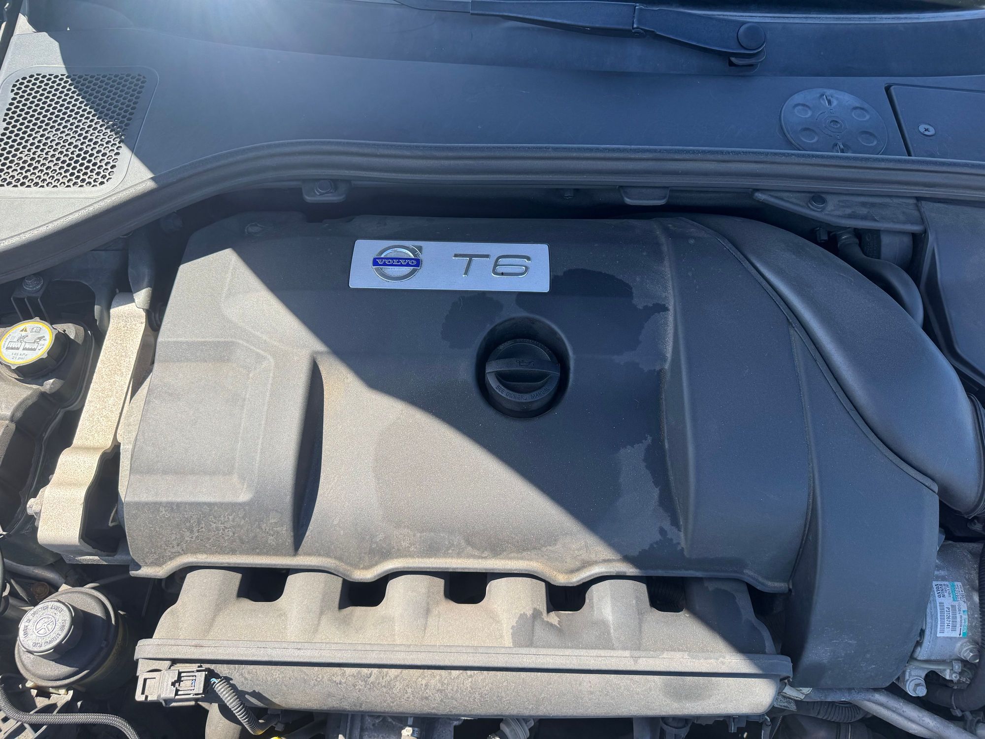 2011 Volvo S60 - 2011 Volvo S60 T6 - Used - VIN YV1902FH3B2014640 - 85,000 Miles - 6 cyl - AWD - Automatic - Sedan - Black - San Francisco, CA 94127, United States