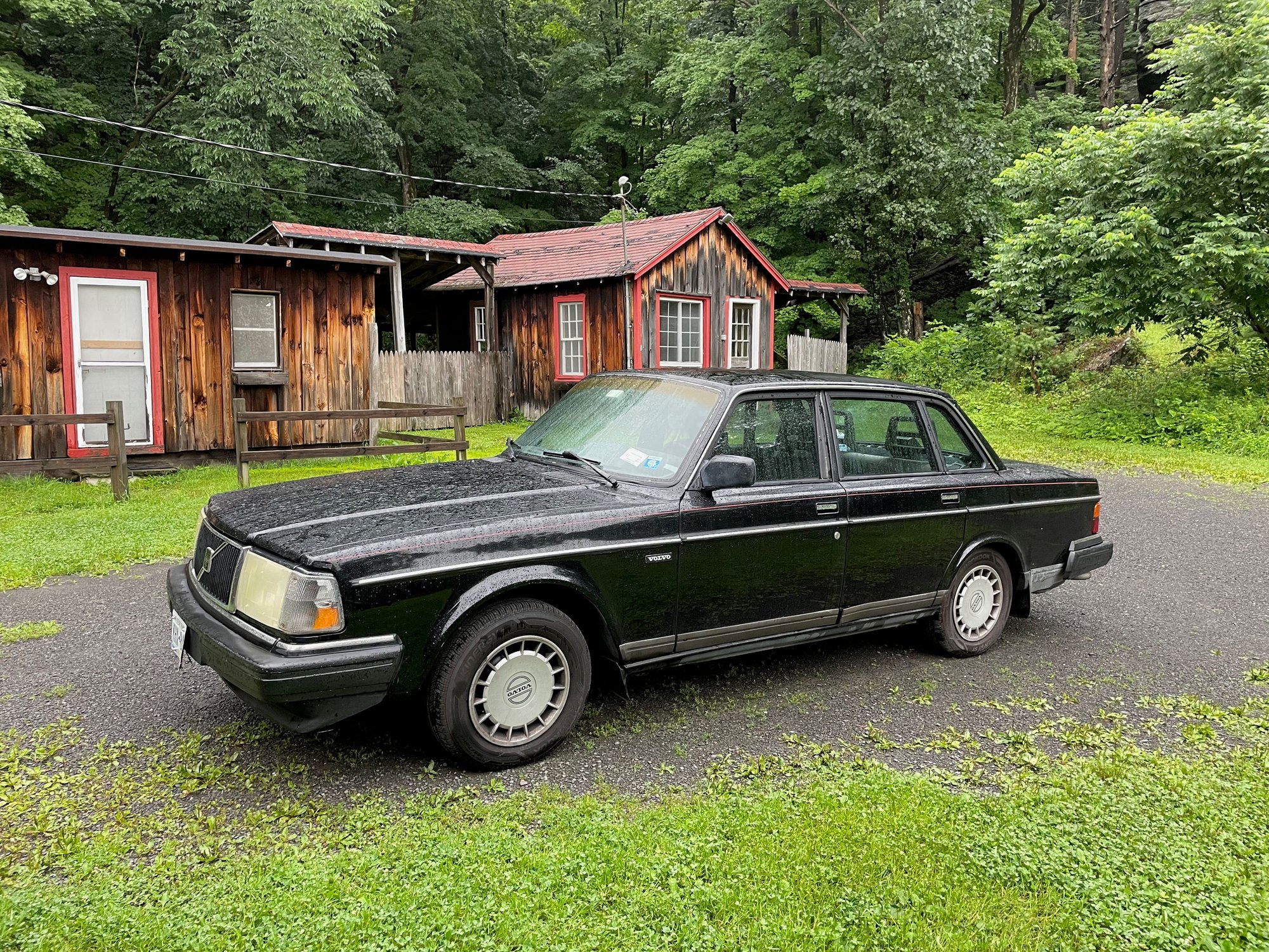 1991 Volvo 240 - For Sale: Black 1991 Volvo 240 Sedan - Used - VIN YV1AA8848M1442879 - 131,500 Miles - 4 cyl - 2WD - Automatic - Sedan - Black - Brooklyn, NY 11211, United States