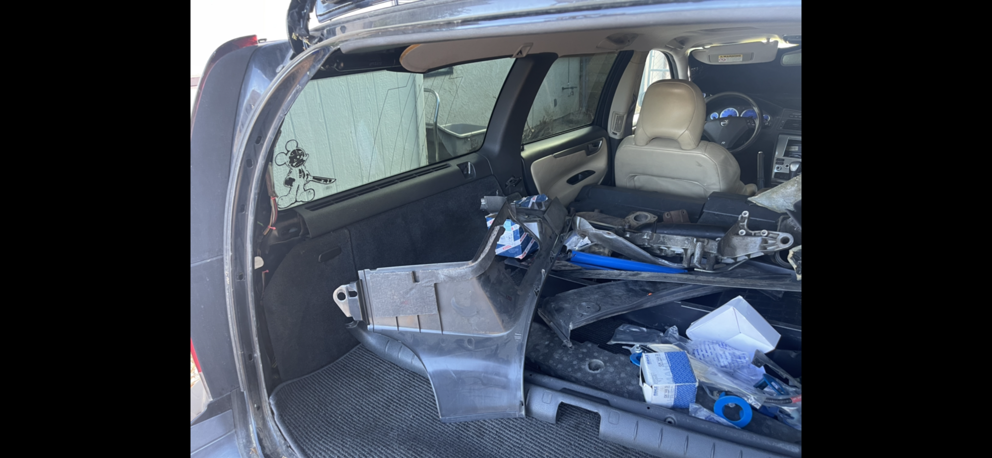 2003 Volvo V70 - Must sale quick - Used - VIN YV1SJ52Y242374992 - 280,000 Miles - 5 cyl - AWD - Automatic - Wagon - Beige - Yucca Valley, CA 92284, United States