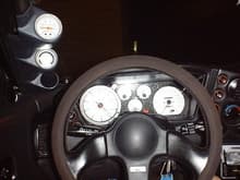 Carbon Bezel, Indiglo gauges, Auotometer ultra-lites A/F and Boost, Apex-i Tach