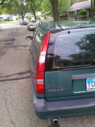 the lower tail light was really white and looked like crap so I changed it..