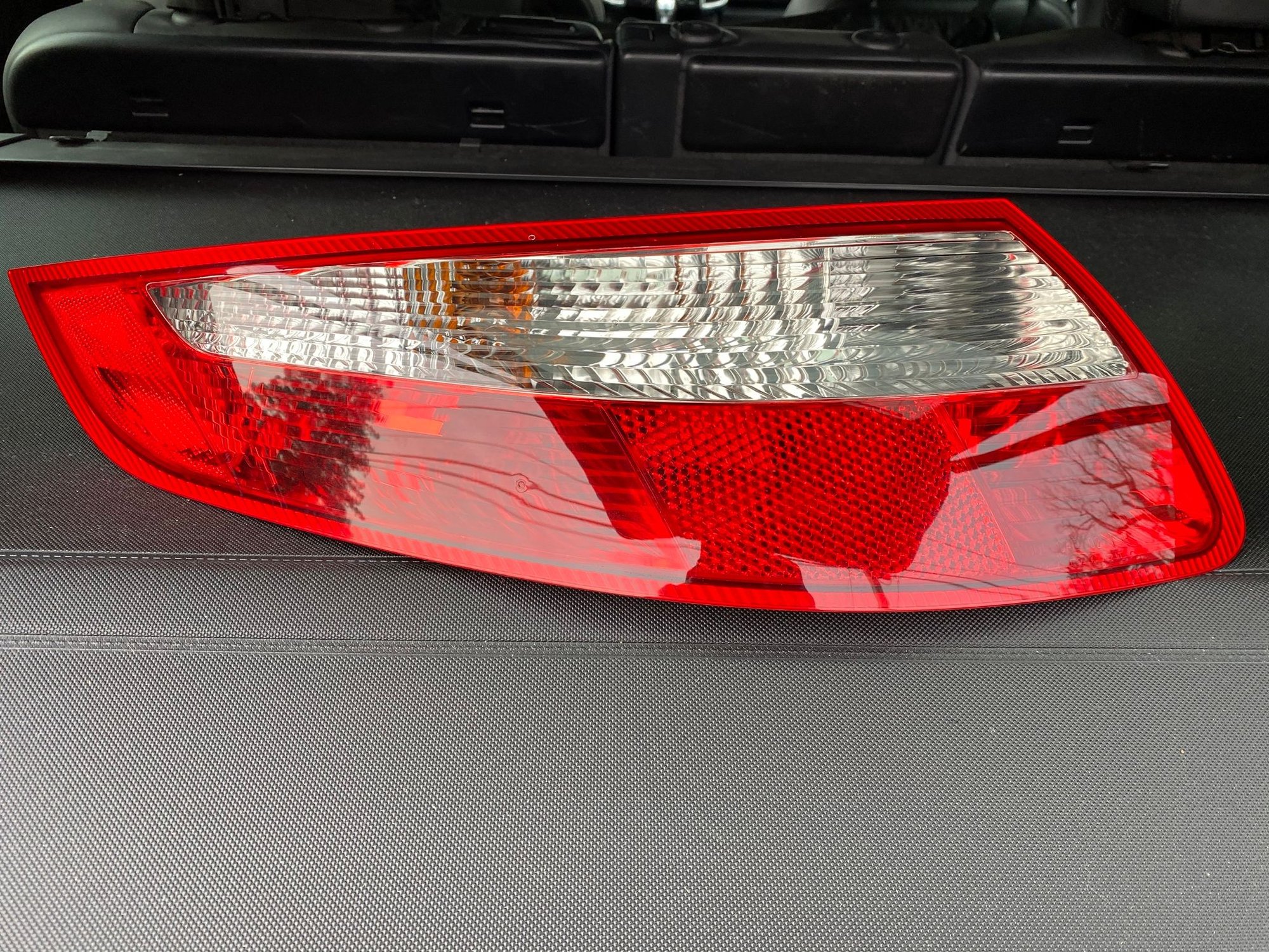 997.1 Tail lights - 6SpeedOnline - Porsche Forum and Luxury Car Resource