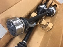 DSS Man Axles pre-installation. I also picked up a set of chromoly axle stubs from forum member ProdigyMB.