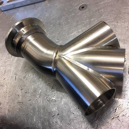 Chris @ Unobtainium is really the metal whisperer. His communication is off the charts, all the pictures he sent through the process were phenominal.